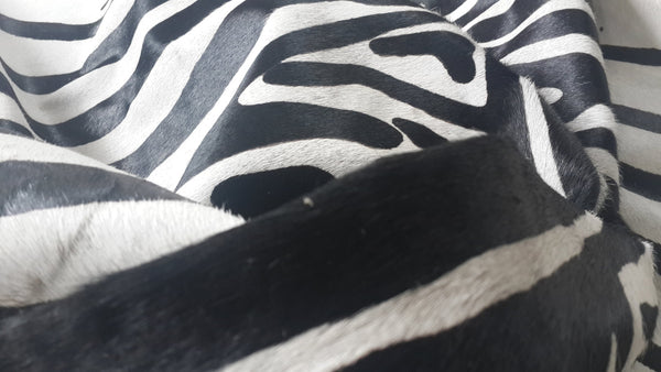 Cowhide Rug ZEBRA BLACK WHITE 6.9 x 6.2 ft A489 Peau de Zebre  Piel de Vaca Impresa Cebra