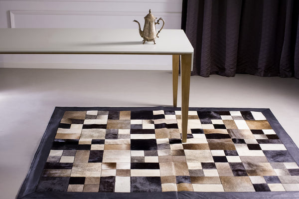 Cowhide Rug 1.6 x 2.0m Peau de Vache. Piel de Vaca