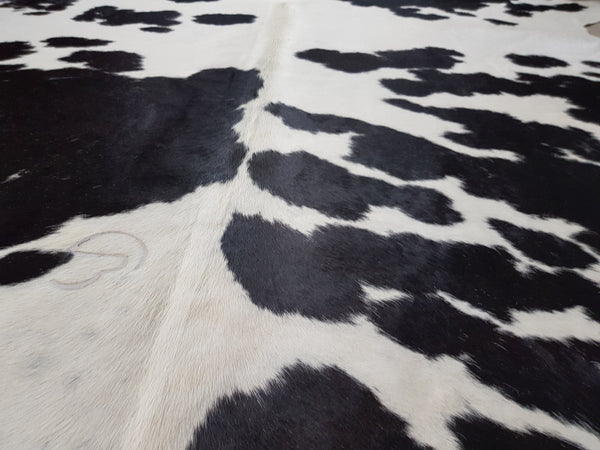 XXXL Cowhide Rug BLACK & WHITE Peau de Vache