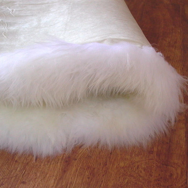 Sheepskin Rug Genuine. Amazing, Direct from Patagonia. 80 x 45 cm (2.6 x 1.5 ft)