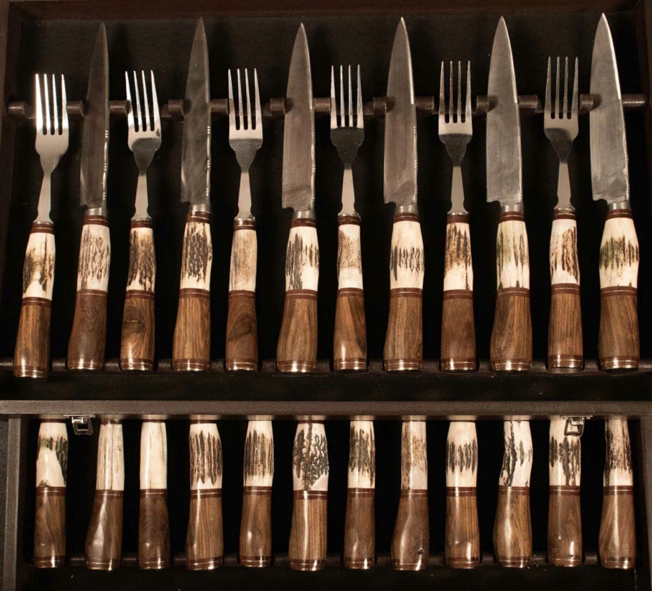 Steak Knives Set 12 people Premium Steak Knife Set. Mission Argentina