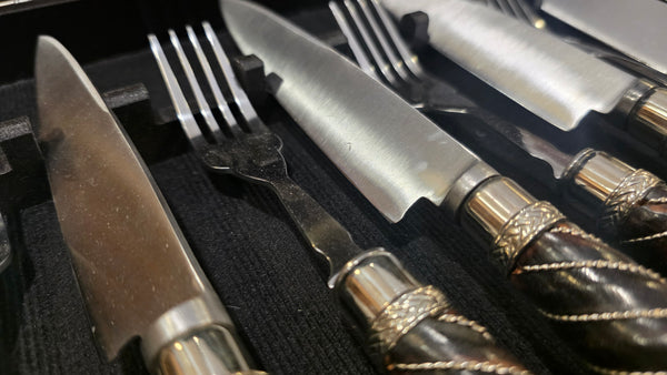 Steak Knives Set x 6 Forks & knives Wooden Box Juego de Cuchillos Asado. Premium. Mission Argentina