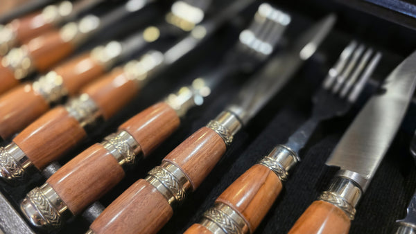 Premium Steak Knives Set x 6 Forks & knives Wooden Box . Mission Argentina